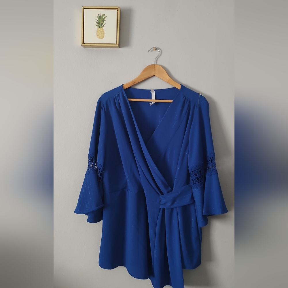 Top Blouse Ny collection  Color Blue Size 2X Bell Sleeves Style Wrap Good Condit